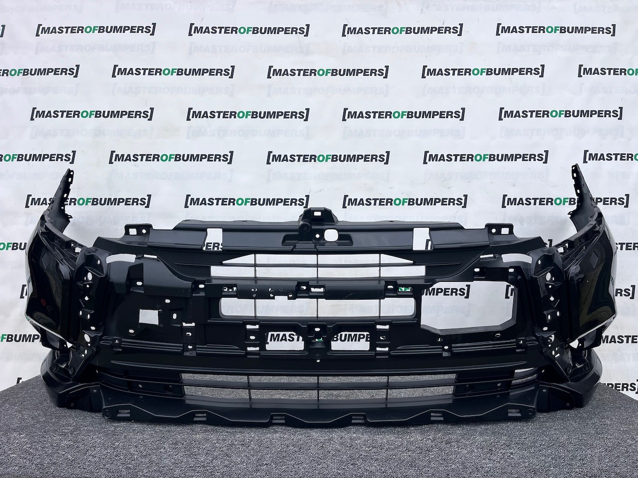 Mitsubishi Outlander Ls Phev Mk3 2017-2021 Front Bumper No Pdc Genuine [m486]