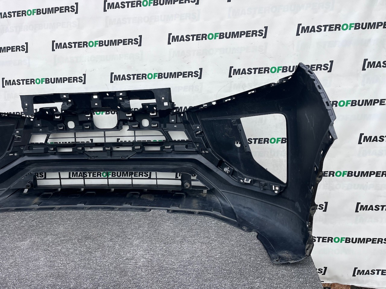 Mitsubishi Eclipse Cross 2017-2021 Front Bumper 4 Pdc No Jet Genuine [m494]