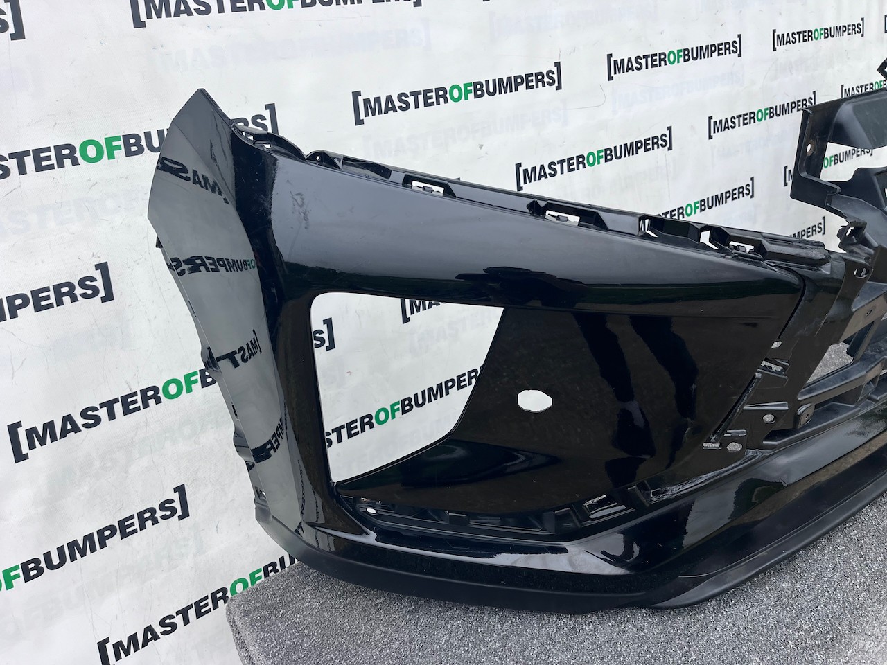 Mitsubishi Eclipse Cross 2017-2021 Front Bumper 4 Pdc No Jet Genuine [m494]