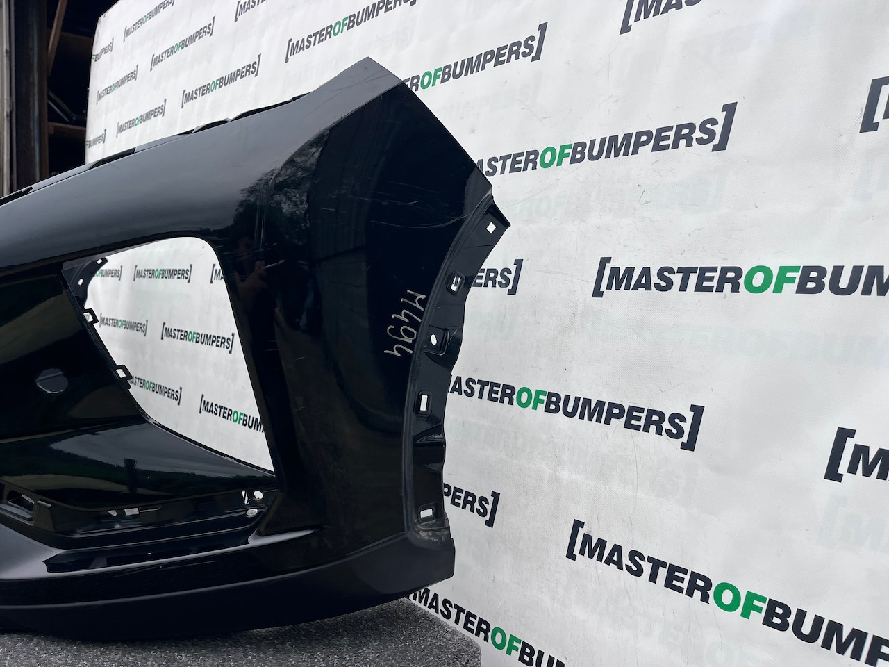 Mitsubishi Eclipse Cross 2017-2021 Front Bumper 4 Pdc No Jet Genuine [m494]