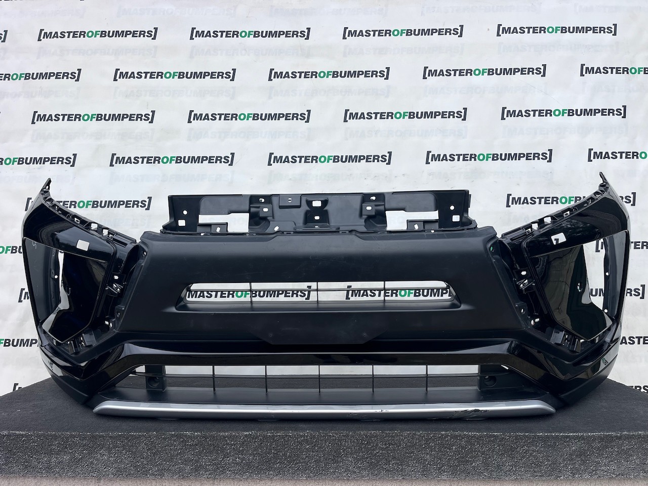 Mitsubishi Eclipse Cross Hatch 2017-2021 Front Bumper 4 Pdc +jets Genuine [m506]