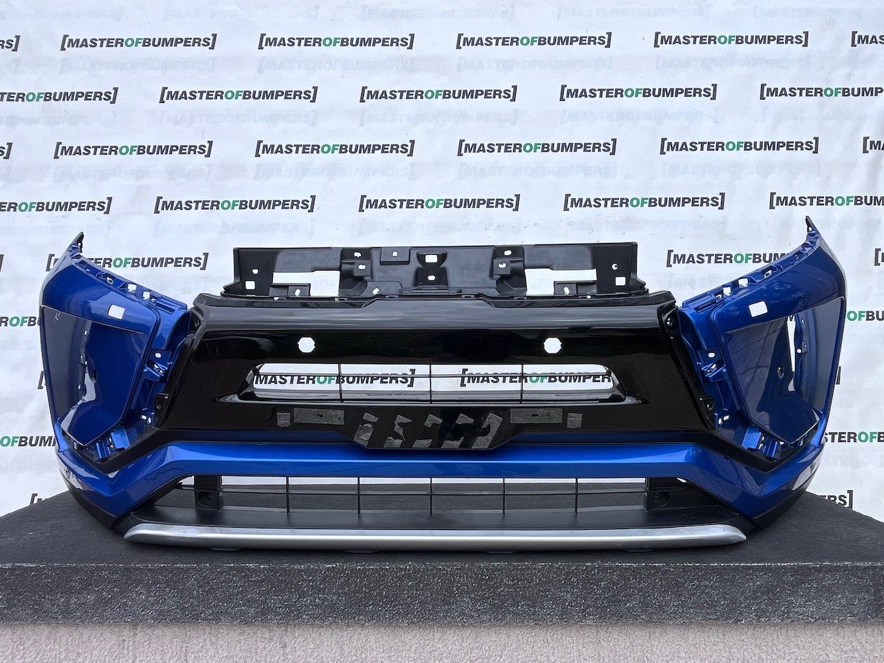 Mitsubishi Eclipse Cross Hatch 2017-2021 Front Bumper 4 Pdc +jets Genuine [m507]