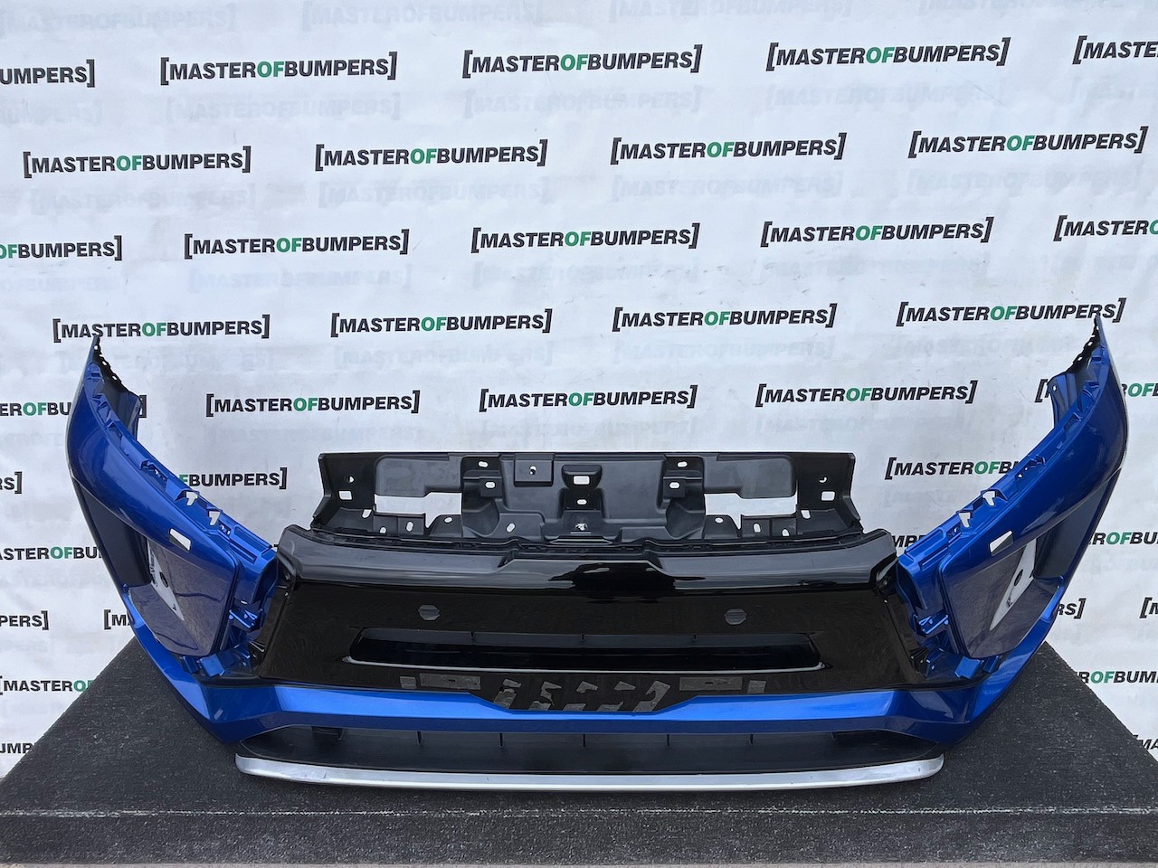 Mitsubishi Eclipse Cross Hatch 2017-2021 Front Bumper 4 Pdc +jets Genuine [m507]