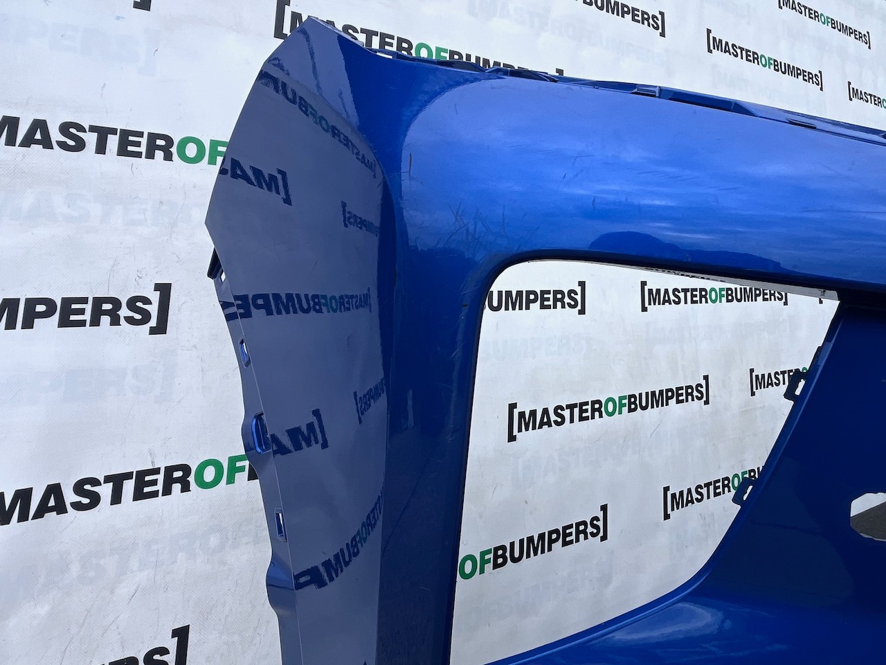 Mitsubishi Eclipse Cross Hatch 2017-2021 Front Bumper 4 Pdc +jets Genuine [m507]