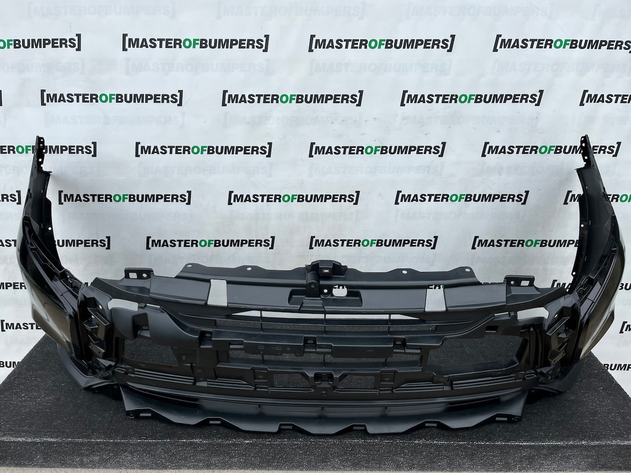 Mitsubishi Outlander Gs Mk3 2017-2021 Front Bumper No Pdc No Jet Genuine [m512]