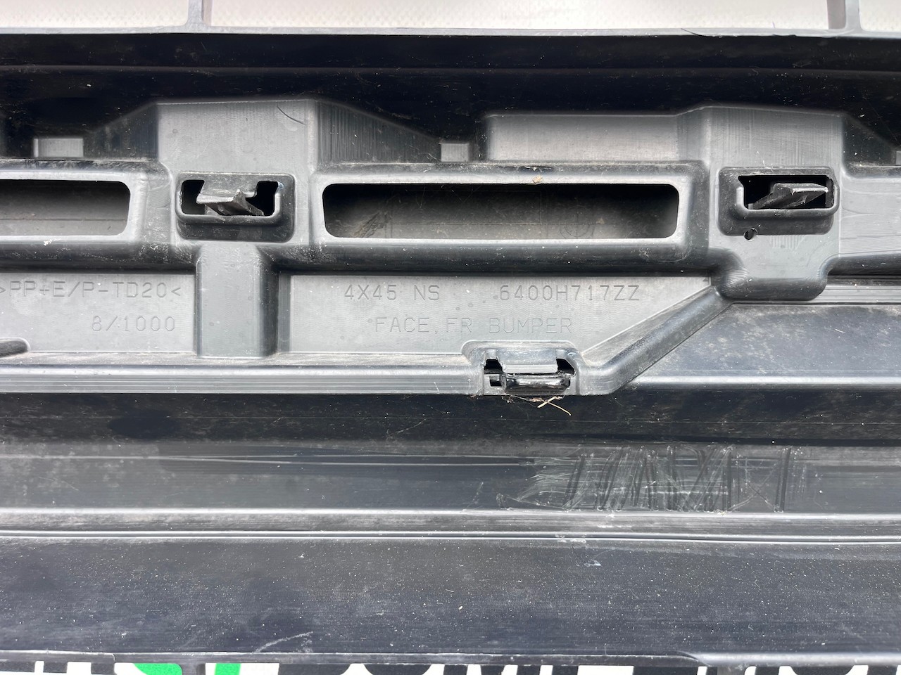 Mitsubishi Eclipse Cross Hatch 2017-2021 Front Bumper 4 Pdc Genuine [m510]