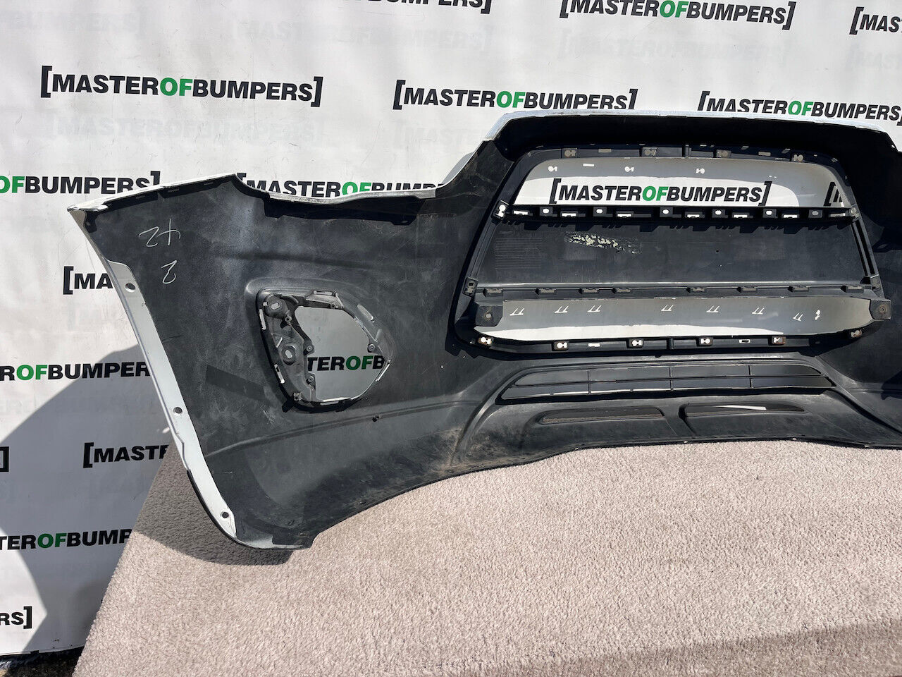 Mitsubishi Asx Intense Lift 2013-2016 Front Bumper No Pdc No Jets Genuine [m451]