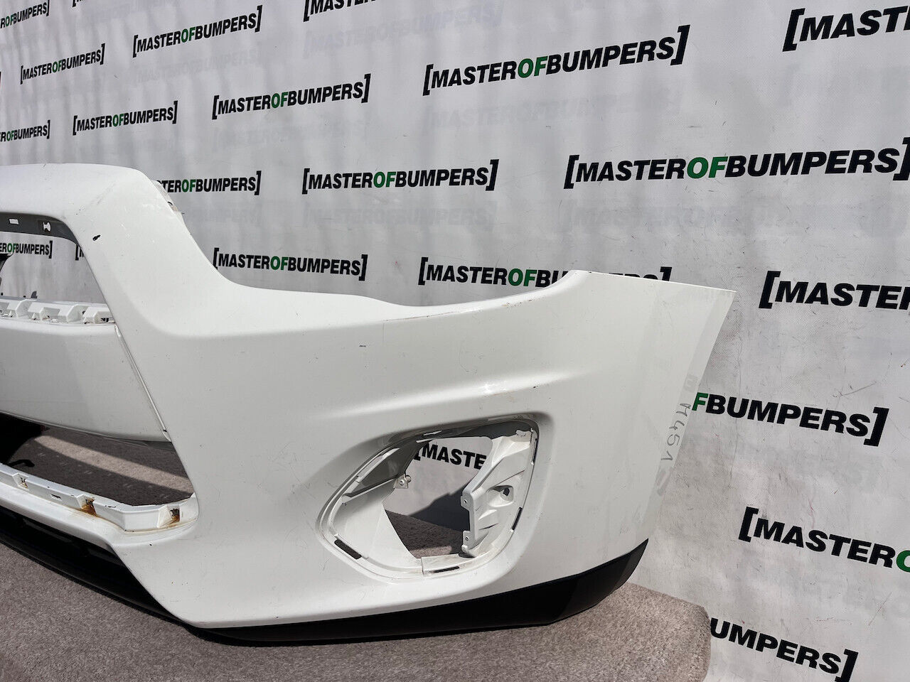 Mitsubishi Asx Intense Lift 2013-2016 Front Bumper No Pdc No Jets Genuine [m451]