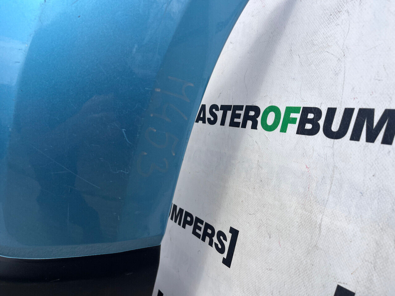 Mitsubishi Asx Intense Mk1 2010-2012 Front Bumper No Pdc + Jets Genuine [m453]