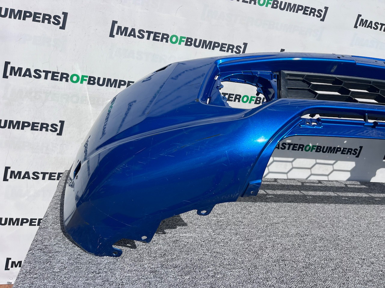 Mitsubishi L200 Barbarian Titan 2016-2019 Front Bumper Jets Genuine [m470]