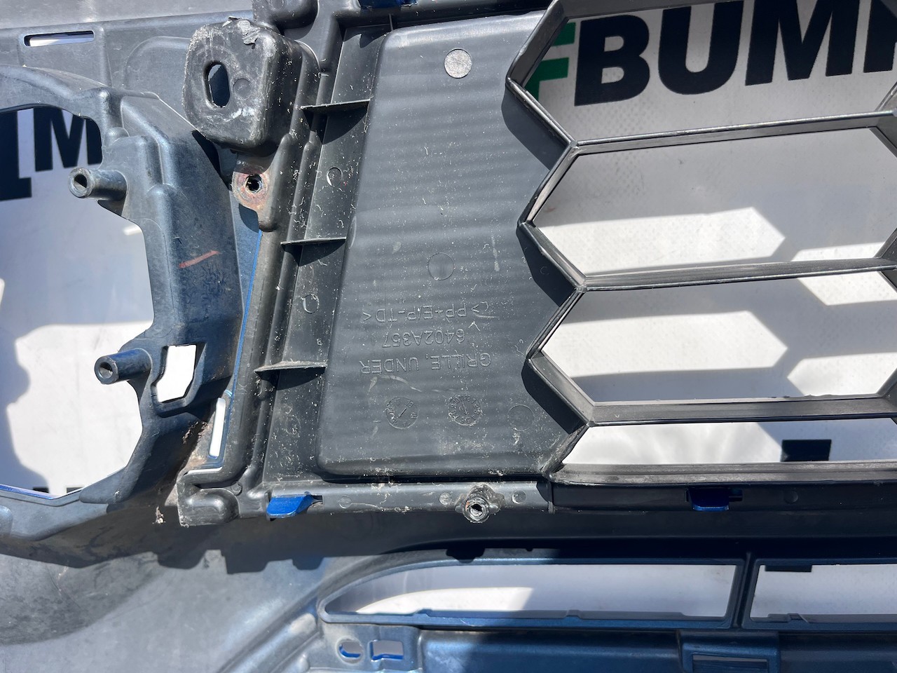 Mitsubishi L200 Barbarian Titan 2016-2019 Front Bumper Jets Genuine [m470]