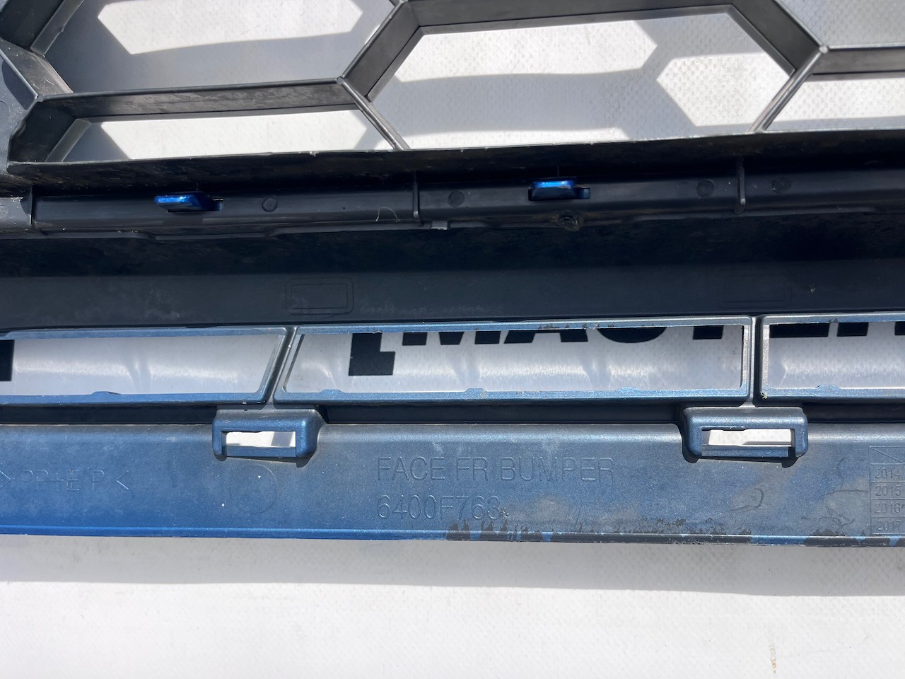 Mitsubishi L200 Barbarian Titan 2016-2019 Front Bumper Jets Genuine [m470]