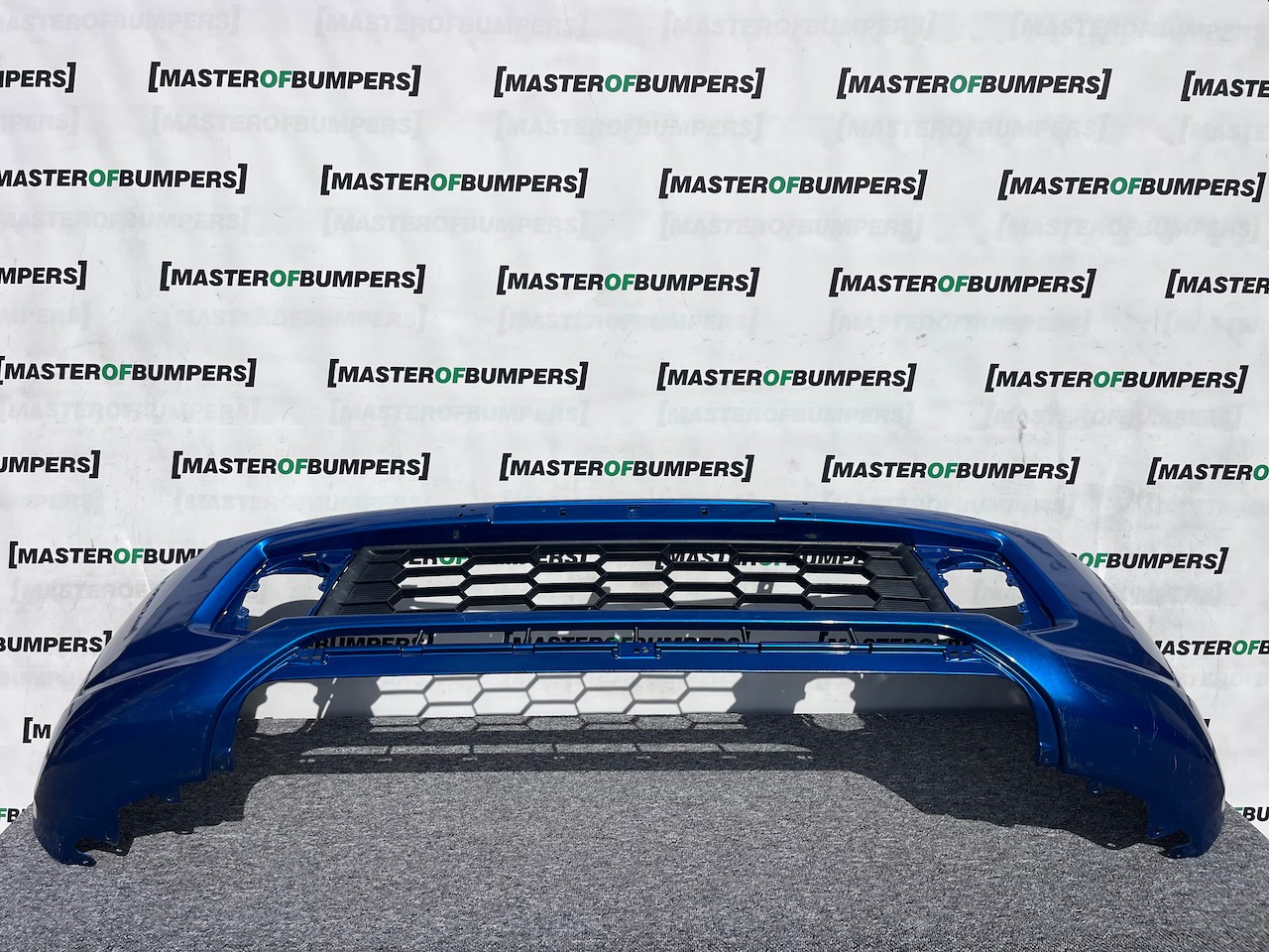 Mitsubishi L200 Barbarian Titan 2016-2019 Front Bumper Jets Genuine [m470]
