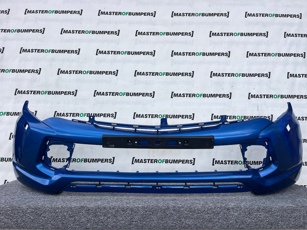 Mitsubishi L200 Barbarian Titan 2016-2019 Front Bumper Jets Genuine [m473]