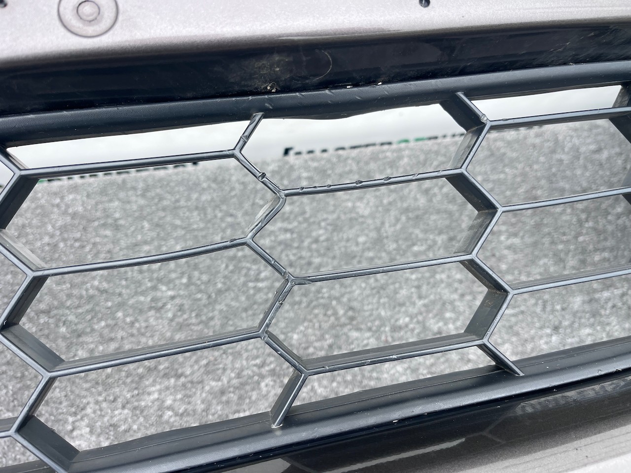 Mitsubishi L200 Barbarian Titan 2016-2019 Front Bumper Jets Genuine [m485]