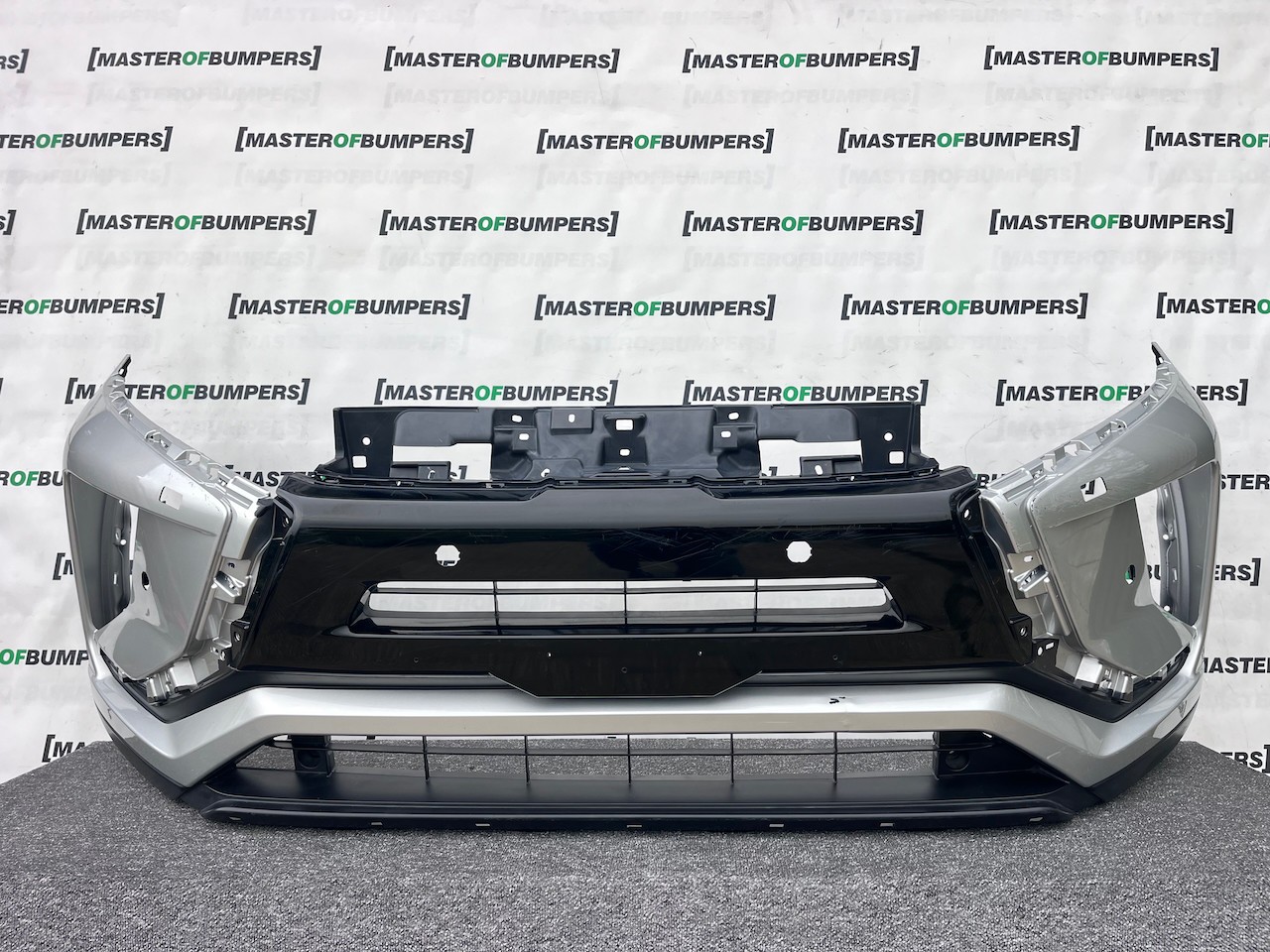 Mitsubishi Eclipse Cross Dynamic 2017-2021 Front Bumper 4 Pdc Jet Genuine [m492]