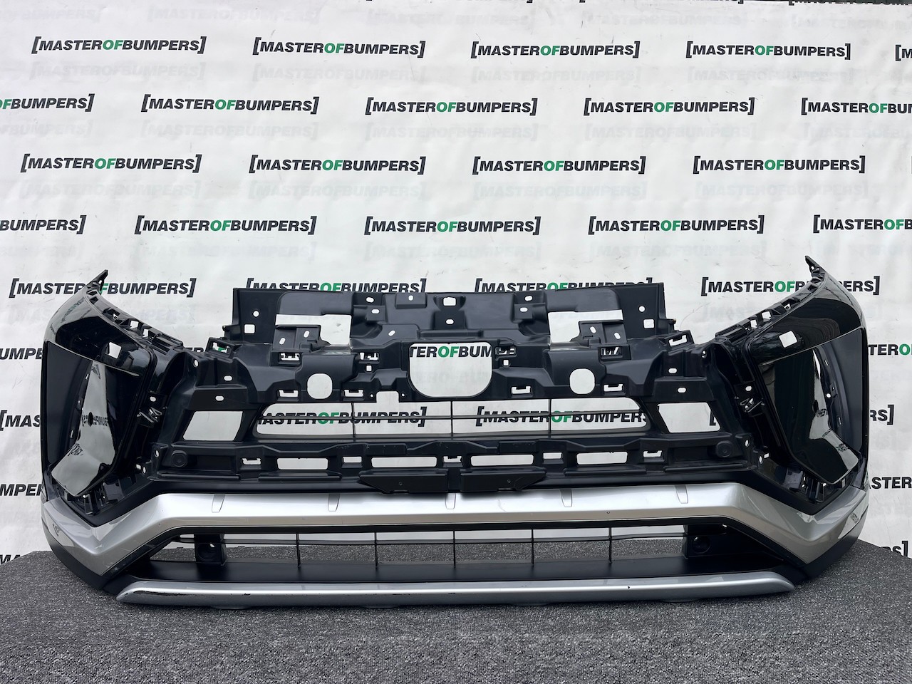 Mitsubishi Eclipse Cross Dynamic 2017-2021 Front Bumper 4 Pdc Jet Genuine [m387]