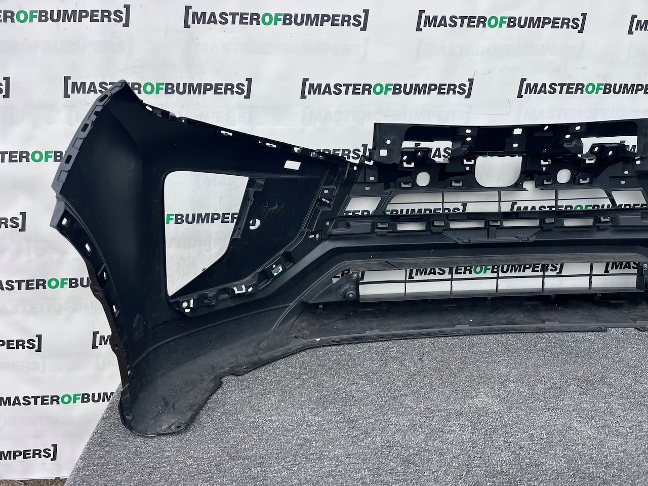 Mitsubishi Eclipse Cross Dynamic 2017-2021 Front Bumper 4 Pdc Jet Genuine [m387]