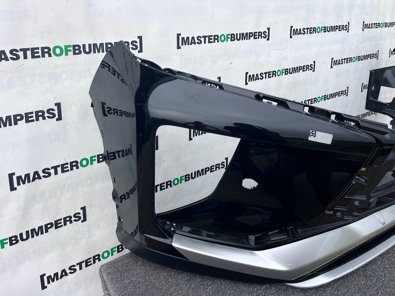 Mitsubishi Eclipse Cross Dynamic 2017-2021 Front Bumper 4 Pdc Jet Genuine [m387]