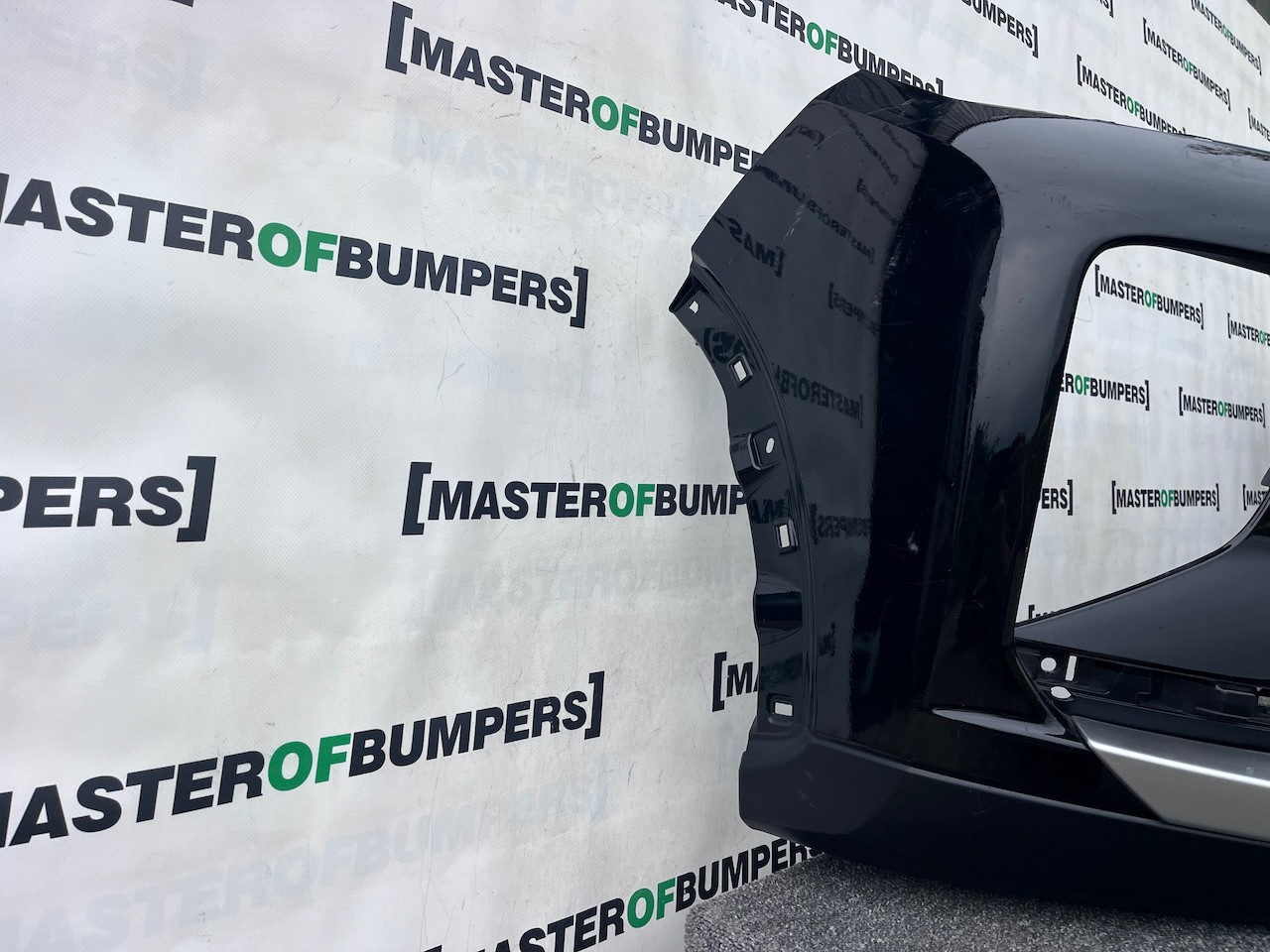 Mitsubishi Eclipse Cross Dynamic 2017-2021 Front Bumper 4 Pdc Jet Genuine [m387]