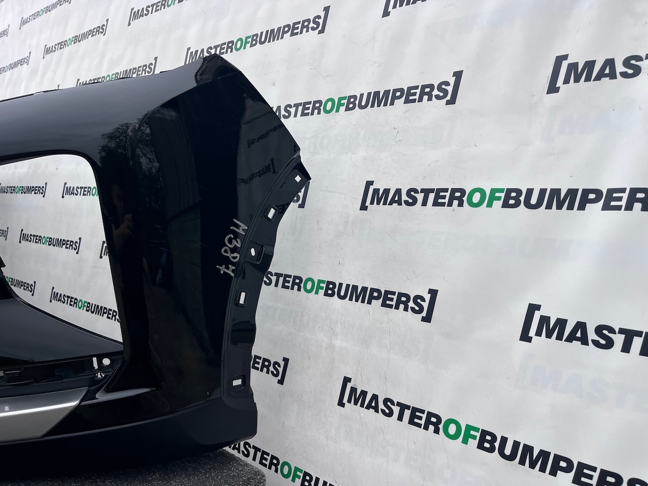 Mitsubishi Eclipse Cross Dynamic 2017-2021 Front Bumper 4 Pdc Jet Genuine [m387]