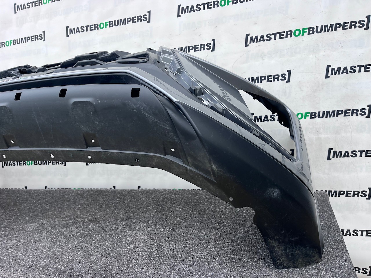 Mitsubishi Eclipse Cross 2017-2021 Front Bumper No Pdc No Jet Genuine [m496]