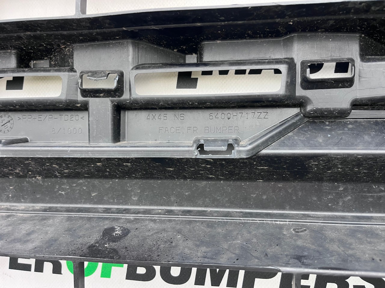 Mitsubishi Eclipse Cross 2017-2021 Front Bumper No Pdc No Jet Genuine [m496]