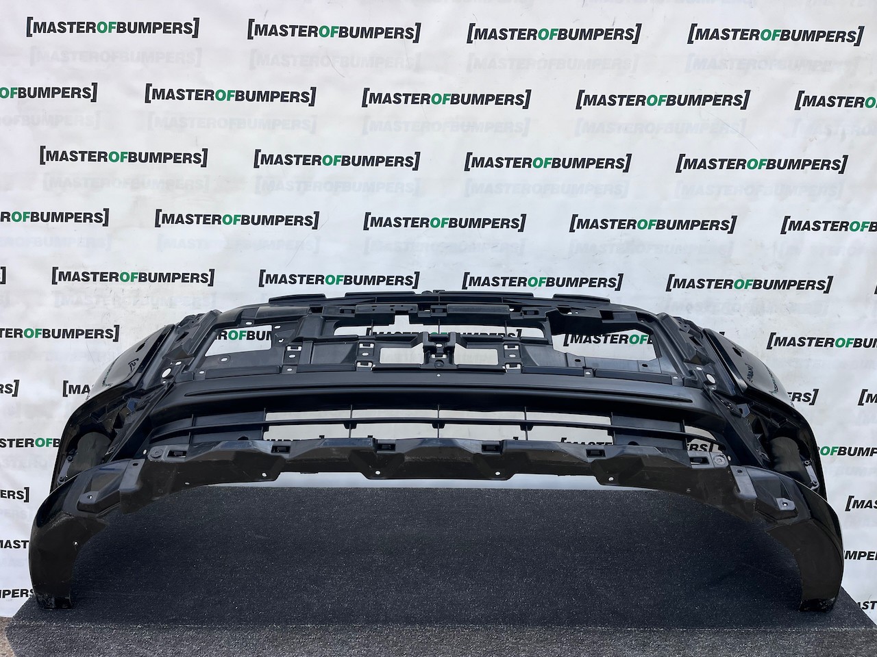 Mitsubishi Outlander Ls Phev Mk3 2017-2021 Front Bumper 4 Pdc Jet Genuine [m482]