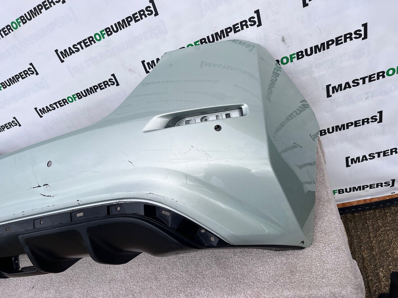 Nissan Leaf Tekna N-connecta Mk2 2017-2022 Rear Bumper 4 Pdc Genuine [l560]