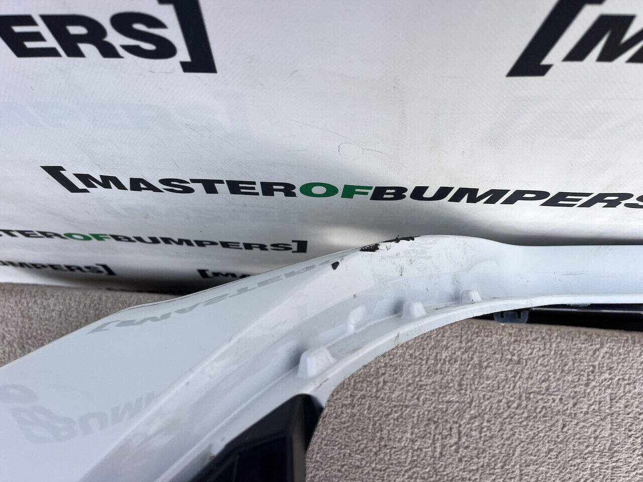 Nissan Juke Tekna N-connecta Mk2 2019 - 2024 Front Bumper 4 Pdc Genuine [l590]