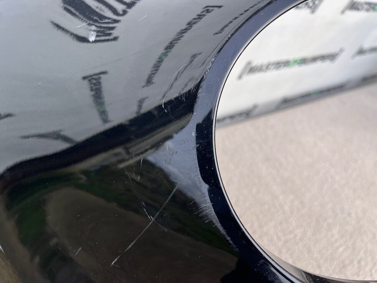 Nissan Juke Tekna N-connecta Mk2 2019 - 2024 Front Bumper 4 Pdc Genuine [l587]