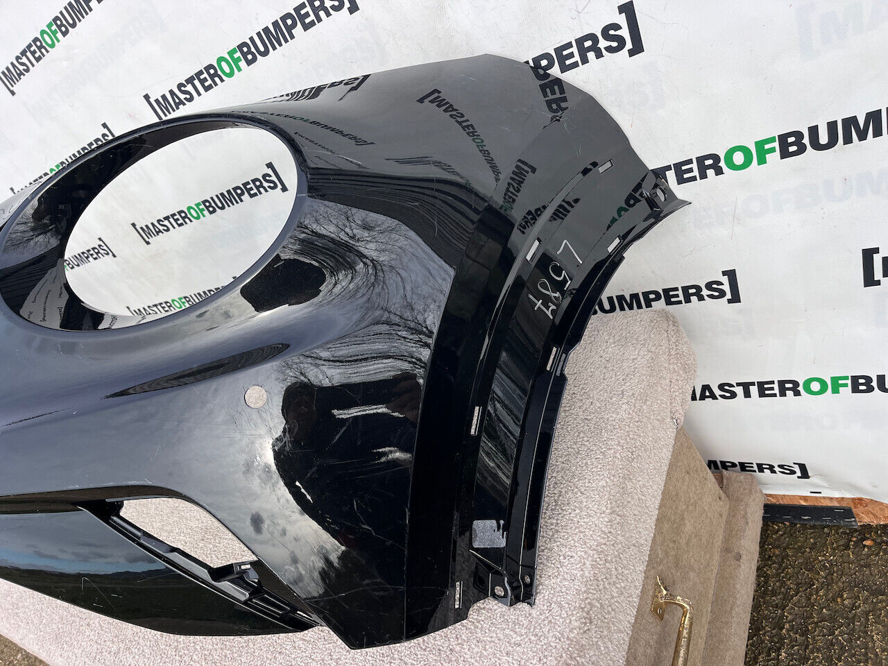 Nissan Juke Tekna N-connecta Mk2 2019 - 2024 Front Bumper 4 Pdc Genuine [l587]