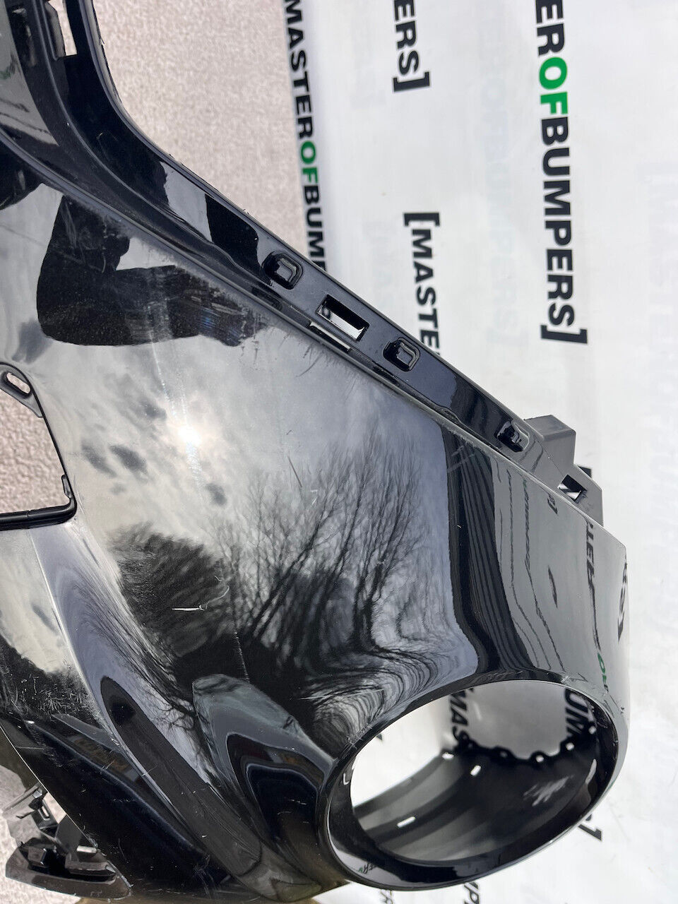 Nissan Juke Tekna N-connecta Mk2 2019 - 2024 Front Bumper 4 Pdc Genuine [l587]