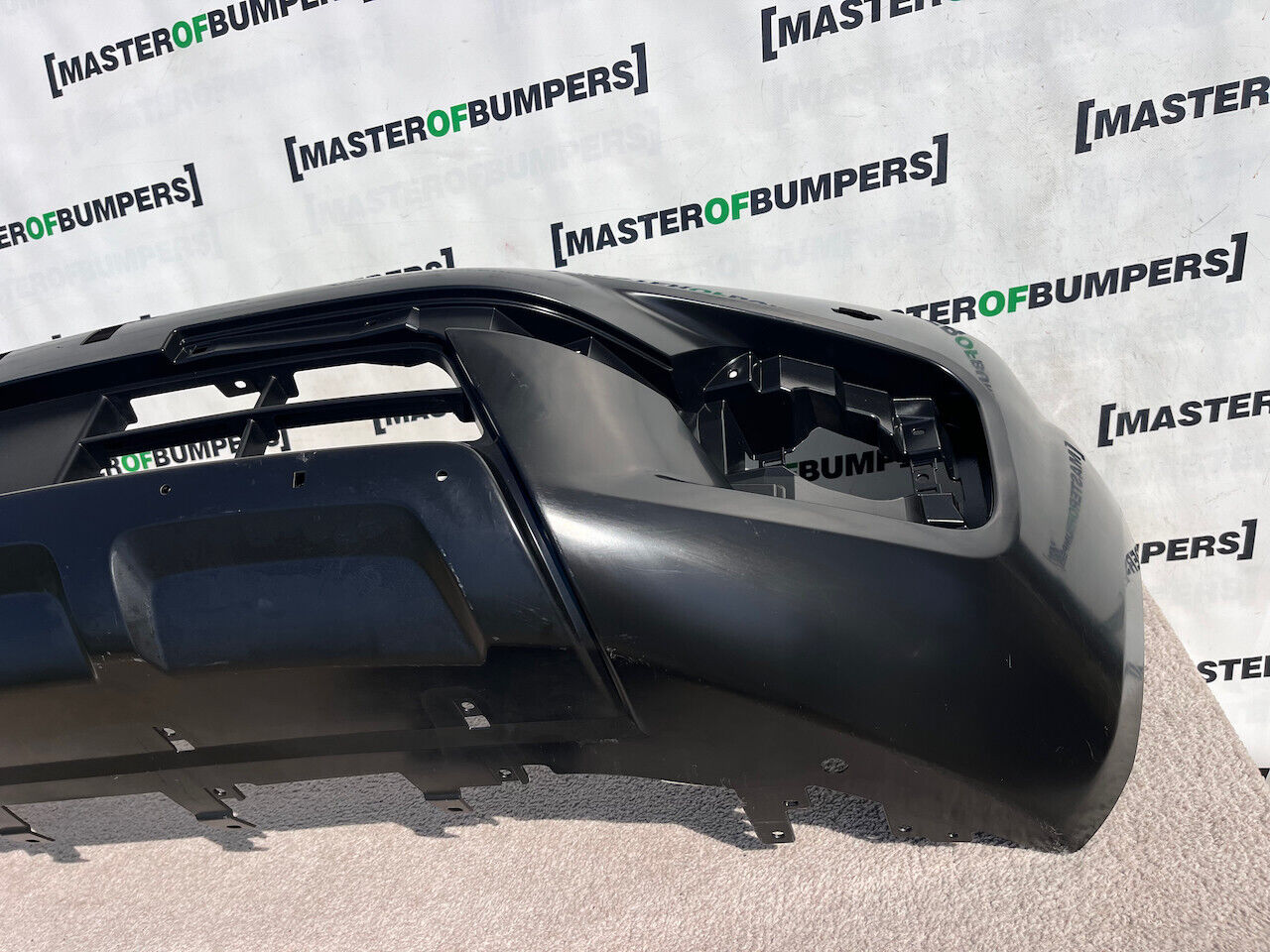 Renault Alaskan Pickup 4x4 2017-2020 Front Bumper No Pdc +jets Genuine [l621]