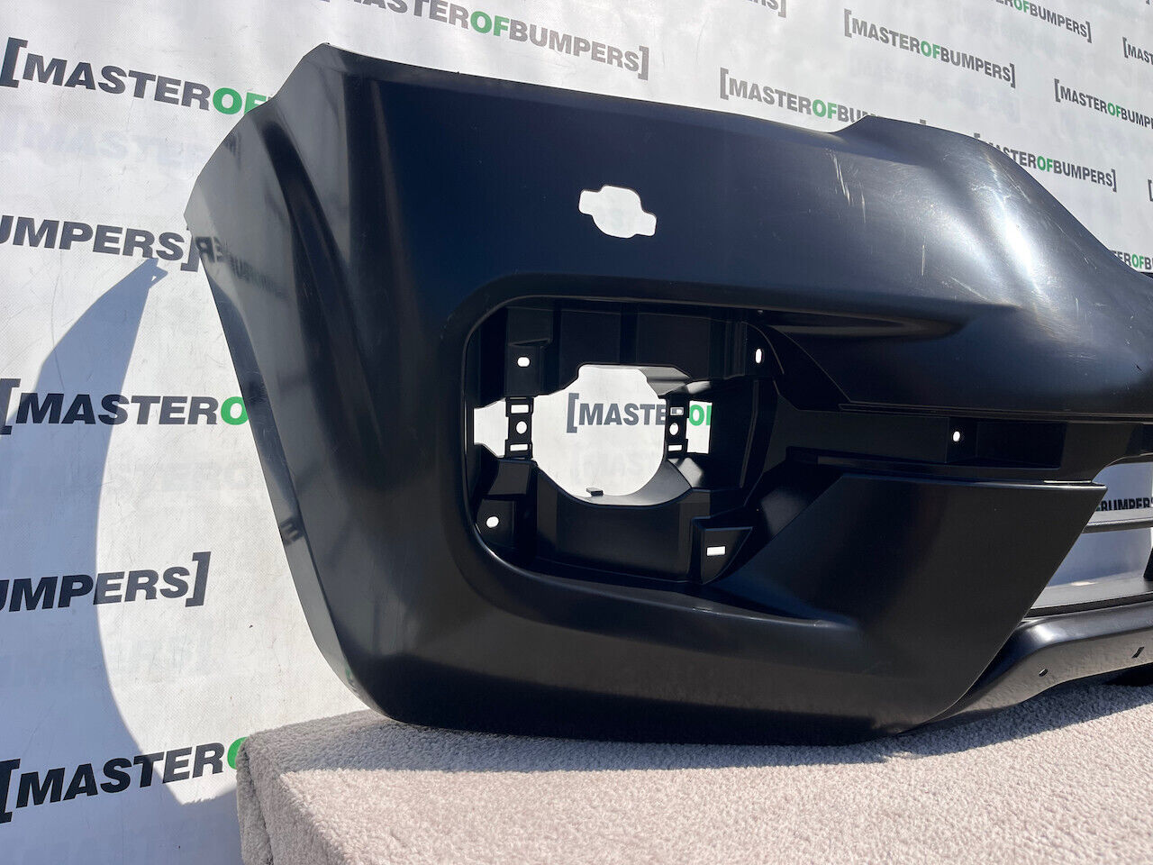 Renault Alaskan Pickup 4x4 2017-2020 Front Bumper No Pdc +jets Genuine [l621]