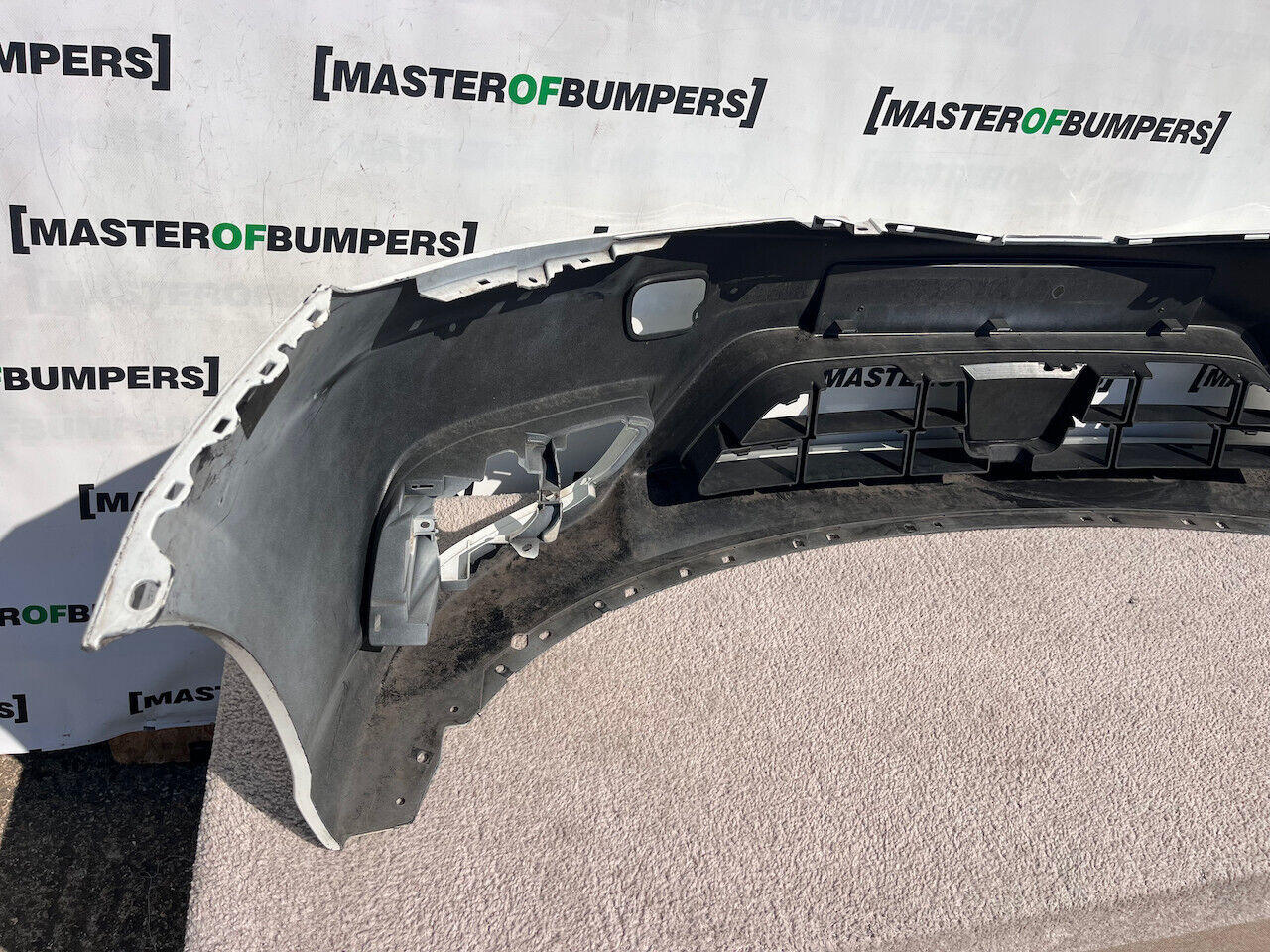 Nissan Pulsar N-tec Tekna Hatchback 2014-2018 Front Bumper Genuine [l617]