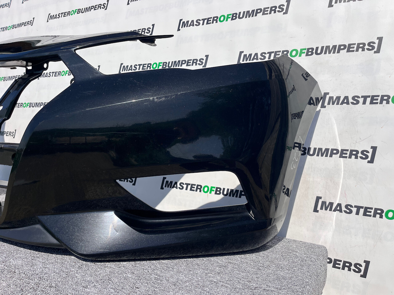Nissan Micra Tekna Acenta K14 Hatchback 2017-2022 Front Bumper Genuine [l623]