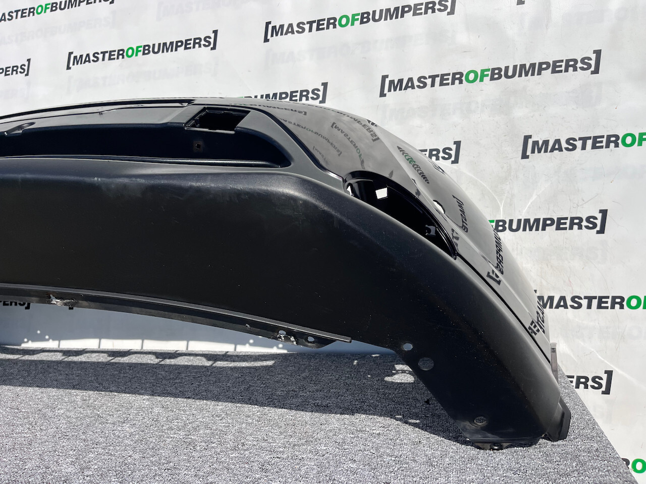 Nissan Qashqai Tekna Mk2 2014-2017 Front Bumper 4 Pdc No Jets Genuine [l625]