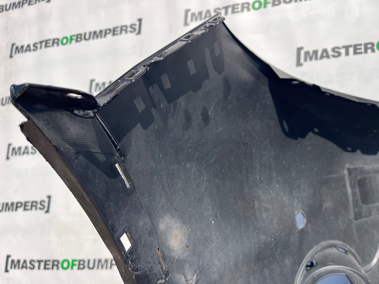 Nissan Qashqai Tekna Mk2 2014-2017 Front Bumper 4 Pdc No Jets Genuine [l625]