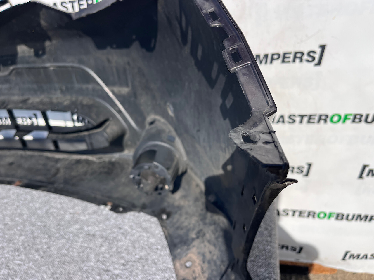 Nissan Qashqai Tekna Mk2 2014-2017 Front Bumper 4 Pdc No Jets Genuine [l625]