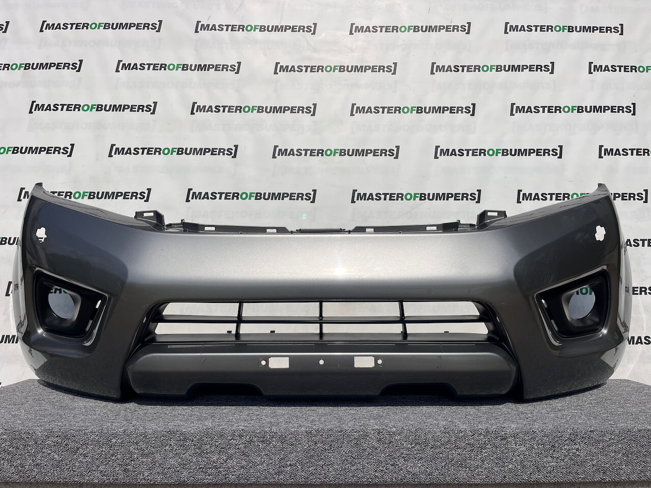 Nissan Navara Tekna Pick Up Mk4 2016-2021 Front Bumper + Jets Genuine [l644]