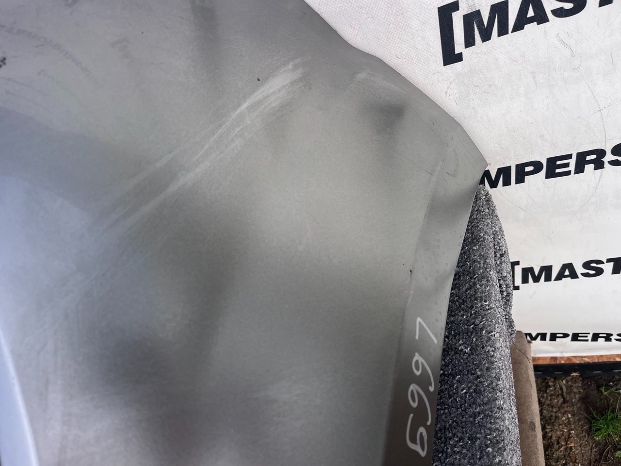 Nissan Navara Mk3 2016-2019 Front Bumper (for Model With Jets) Genuine [l669]