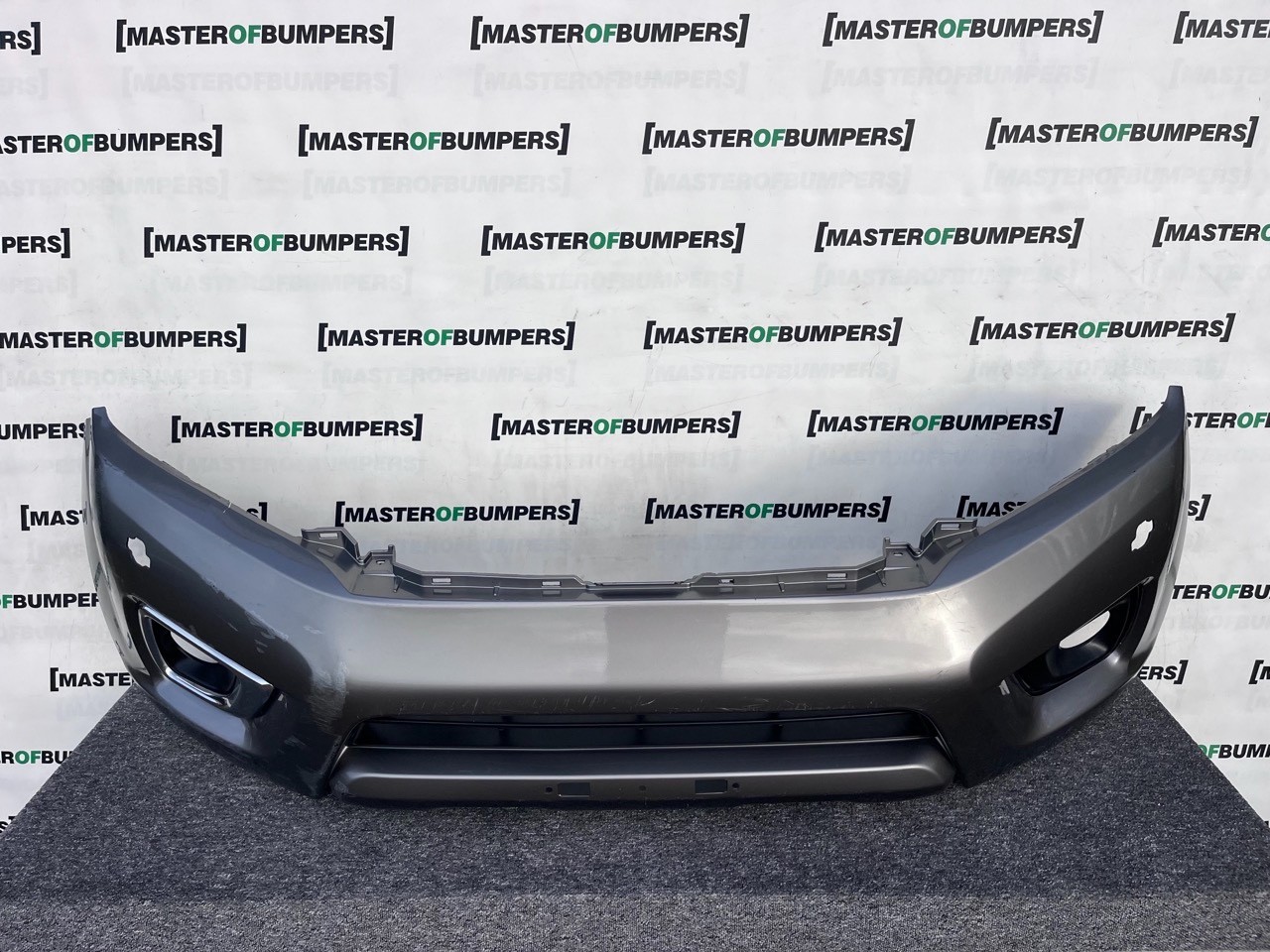 Nissan Navara Mk3 2016-2019 Front Bumper (for Model With Jets) Genuine [l669]