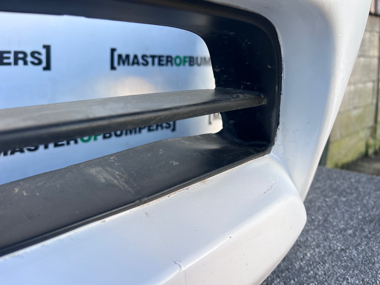 Nissan Navara Tekna Pick Up Mk4 2016-2021 Front Bumper No Jets Genuine [l676]