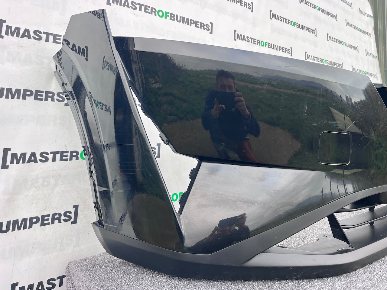 Nissan Qashqai Tekna N Conecta Mk3 2021-2024 Front Bumper 4 Pdc Genuine [l683]