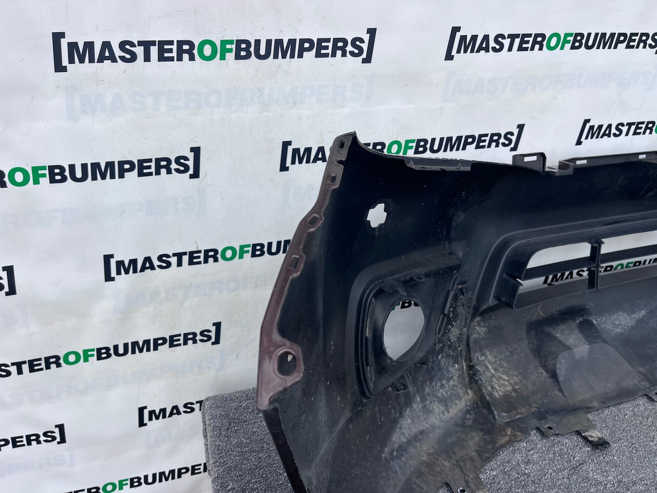 Nissan Navara Tekna Pick Up Mk4 2016-2021 Front Bumper + Jets Genuine [l686]