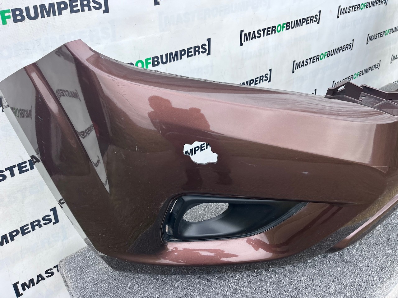 Nissan Navara Tekna Pick Up Mk4 2016-2021 Front Bumper + Jets Genuine [l686]