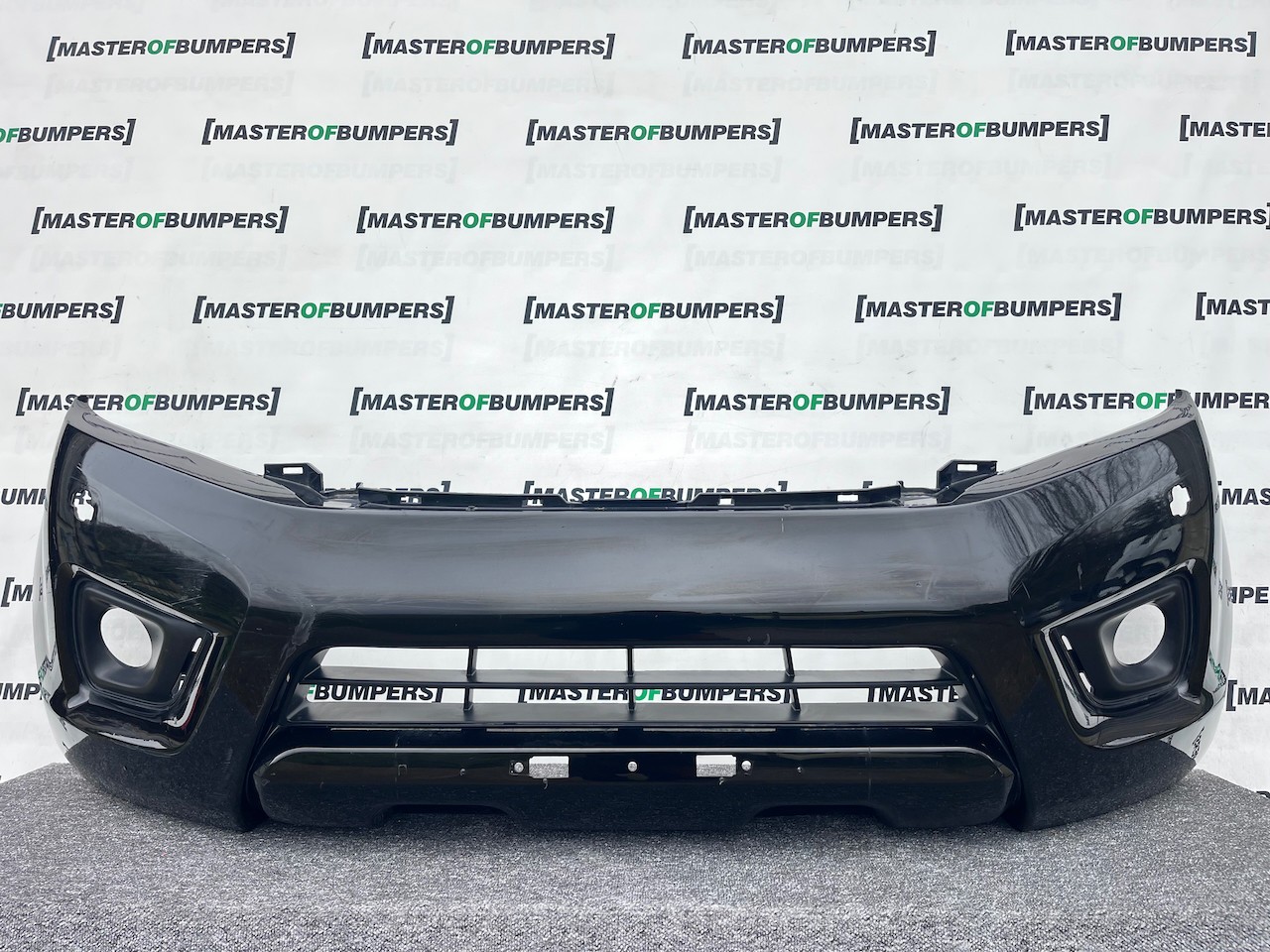 Nissan Navara Tekna Pick Up Mk4 2016-2021 Front Bumper + Jets Genuine [l690]