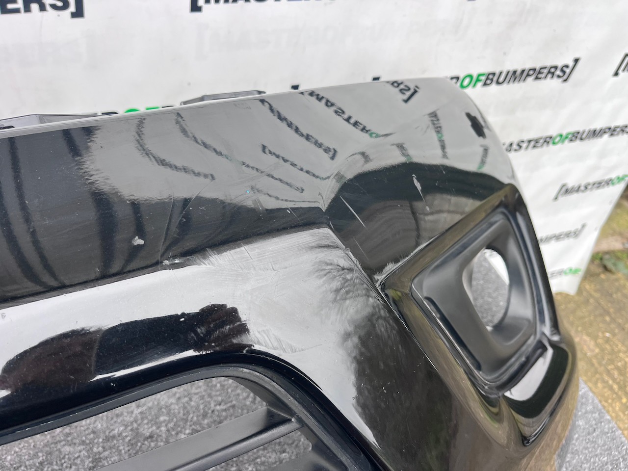 Nissan Navara Tekna Pick Up Mk4 2016-2021 Front Bumper + Jets Genuine [l690]