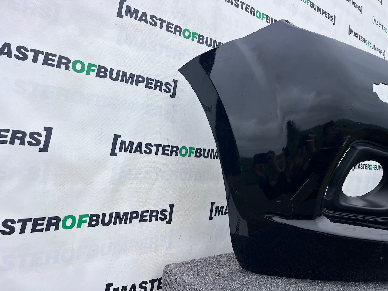 Nissan Navara Tekna Pick Up Mk4 2016-2021 Front Bumper + Jets Genuine [l690]